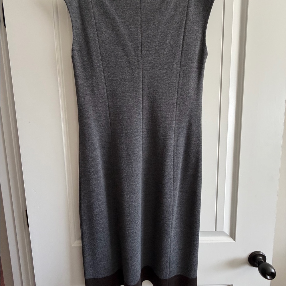 St. John Collection Gray/Brown color block hem Midi Dress - Picture 5 of 13